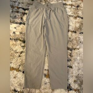 The North Face women’s quick dry pant